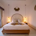 Simple & Magical Villas. Villa Sambali Lli